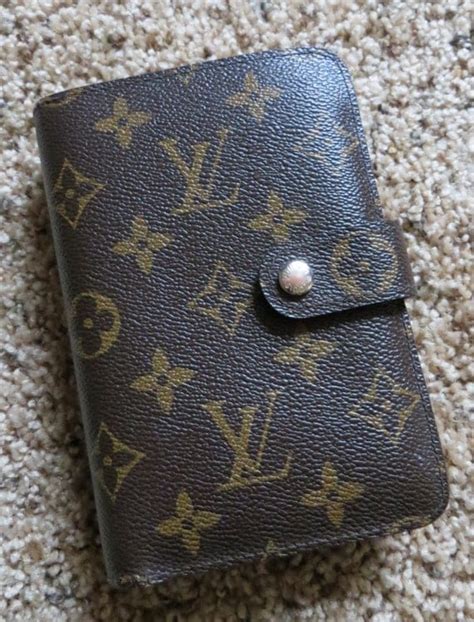 louis vuitton crossbody classic|vintage louis vuitton wallet styles.